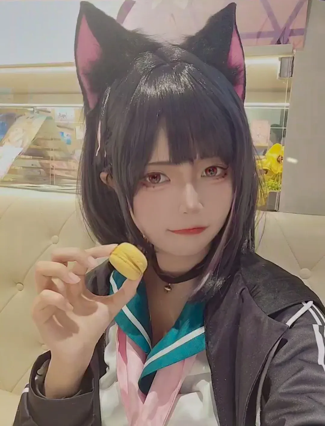 【杏山和纱cos】蔚蓝档案联动咖啡厅主题日常出片 - 第 1 张