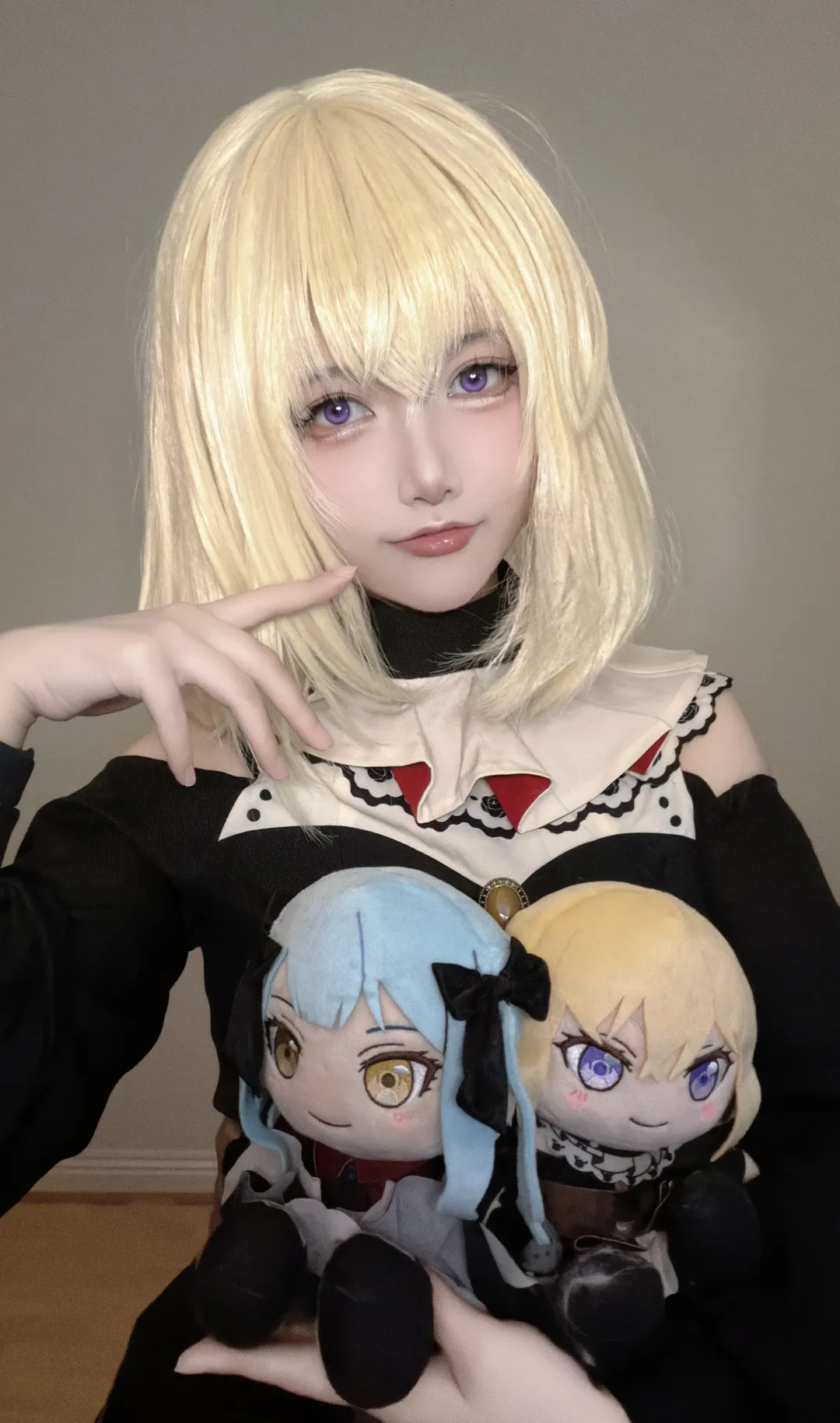 【三角初华cos】金发紫瞳的暗黑童话感 - 第 3 张