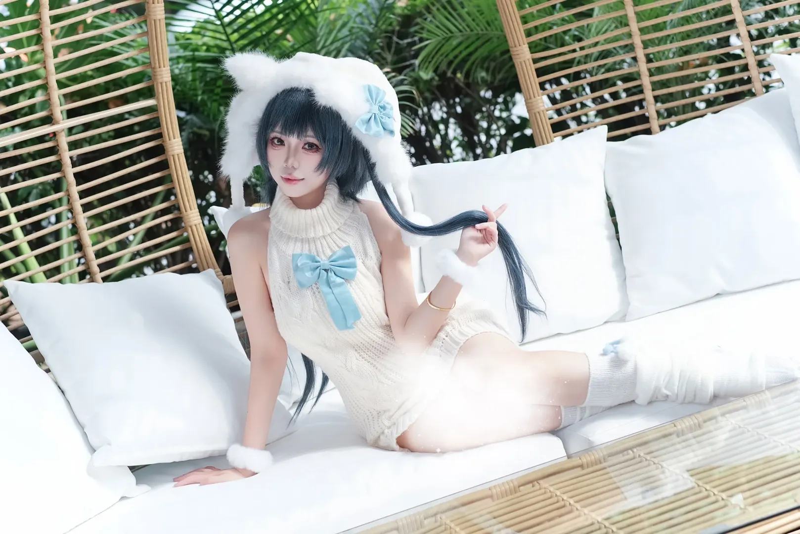 【妃咲cos】碧蓝档案中的露背毛衣与温柔慵懒感 - 第 3 张