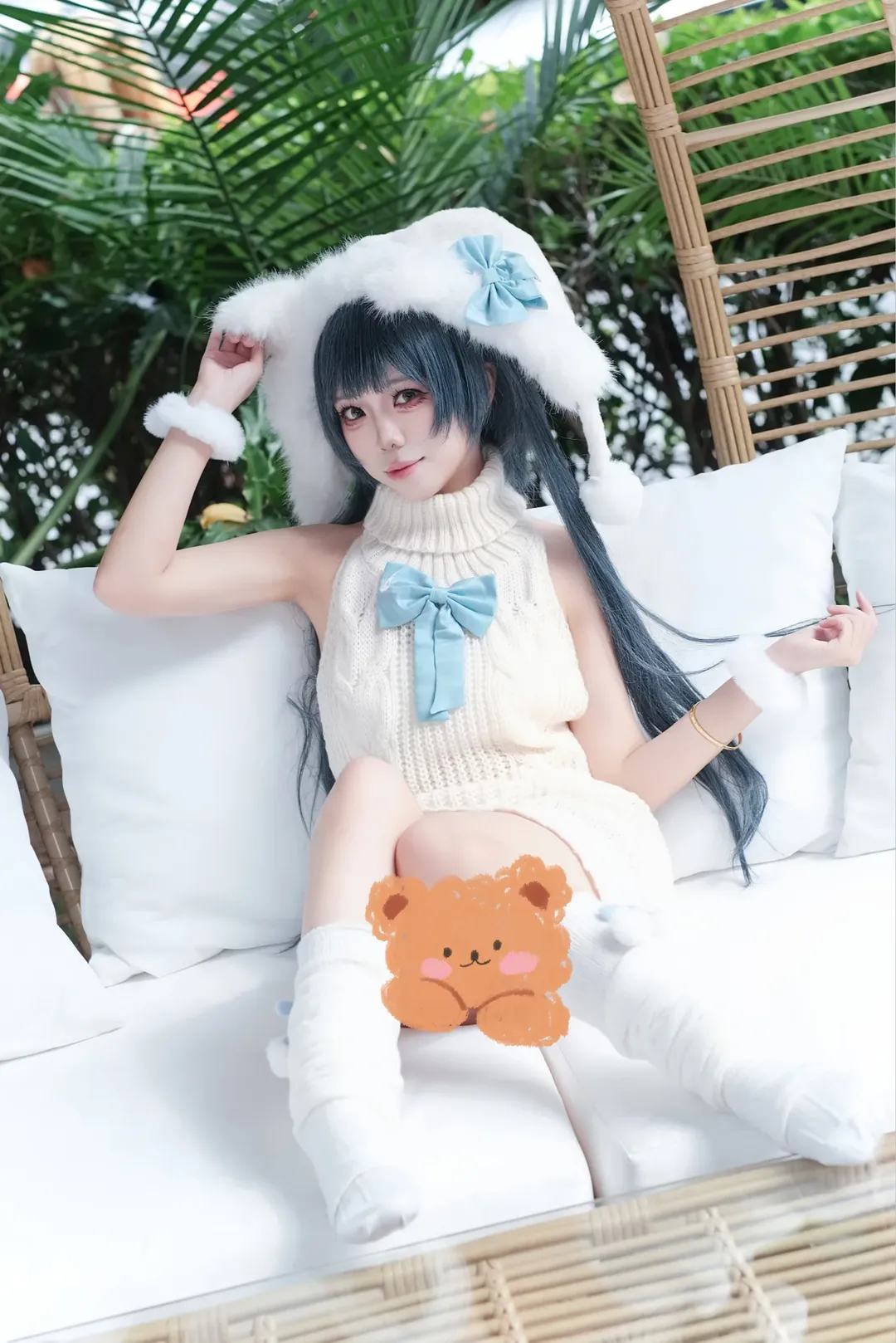 【妃咲cos】碧蓝档案中的露背毛衣与温柔慵懒感 - 第 4 张