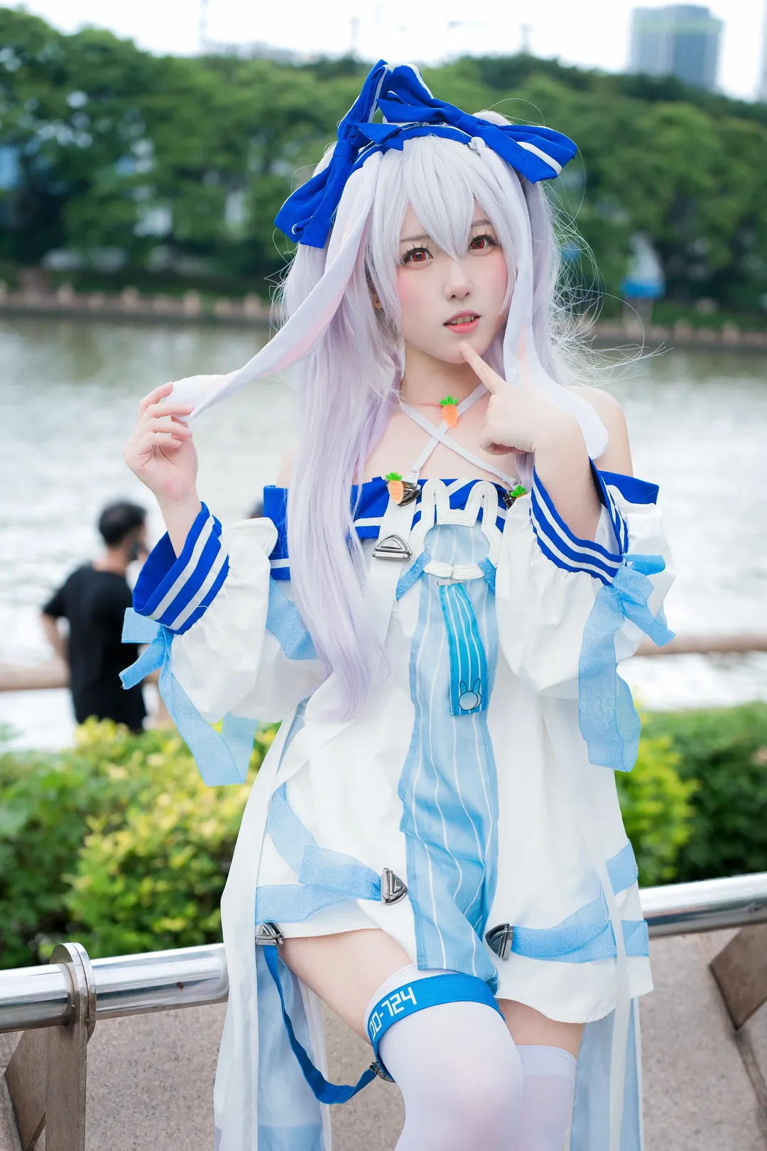 【拉菲cos】碧蓝航线水边慵懒随拍