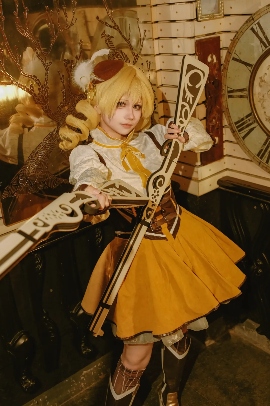 【巴麻美cos】魔法少女小圆，复古楼梯间的深夜魔法 - 第 5 张