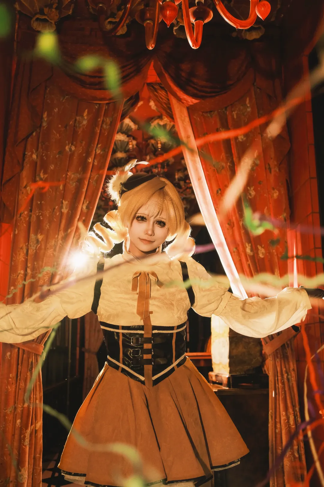 【巴麻美cos】魔法少女小圆，复古楼梯间的深夜魔法 - 第 9 张