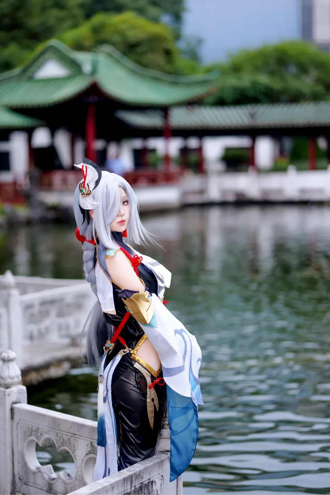 【申鹤cos】中式园林里的一抹清冷亮色 - 第 4 张