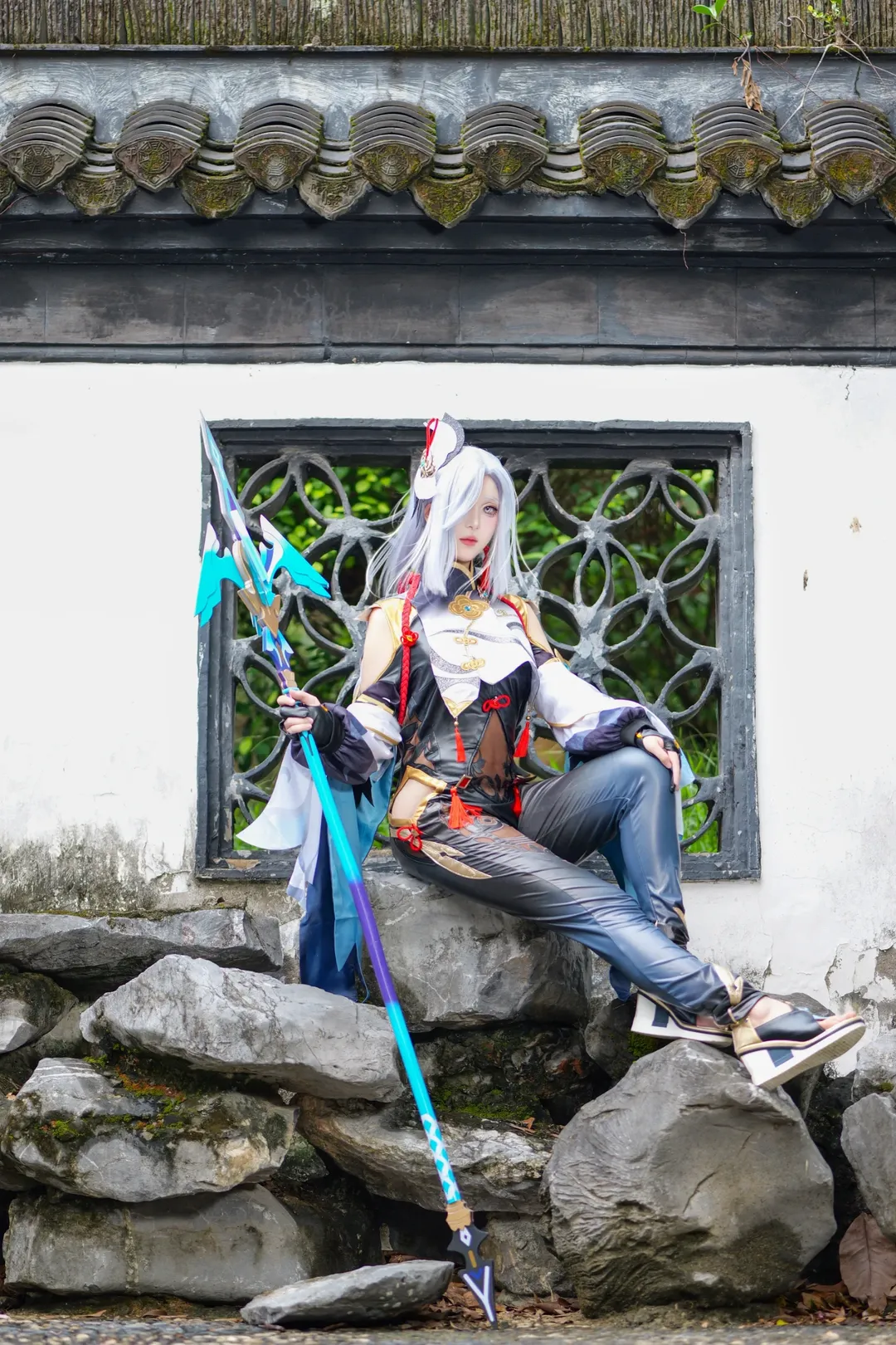 【申鹤cos】中式园林里的一抹清冷亮色