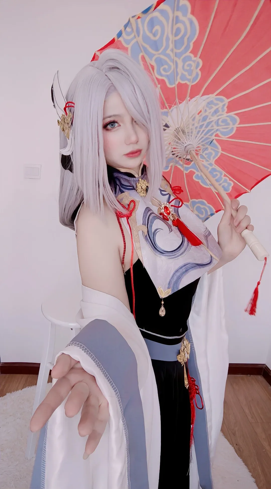 【申鹤cos】银发红绳，重现仙家气韵 - 第 4 张