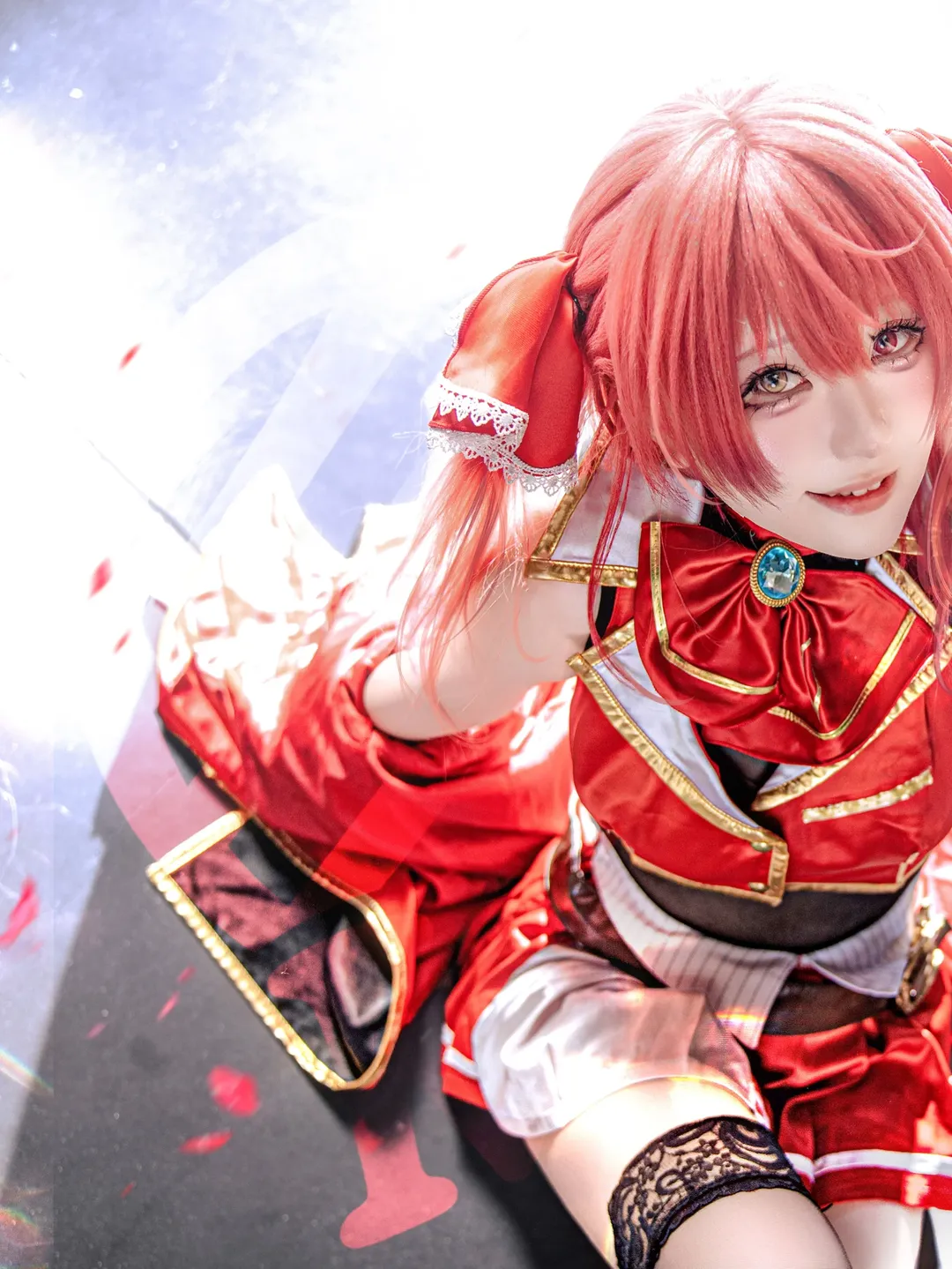 【宝钟玛琳cos】hololive 新歌热度的红蓝宝石偶像穿搭