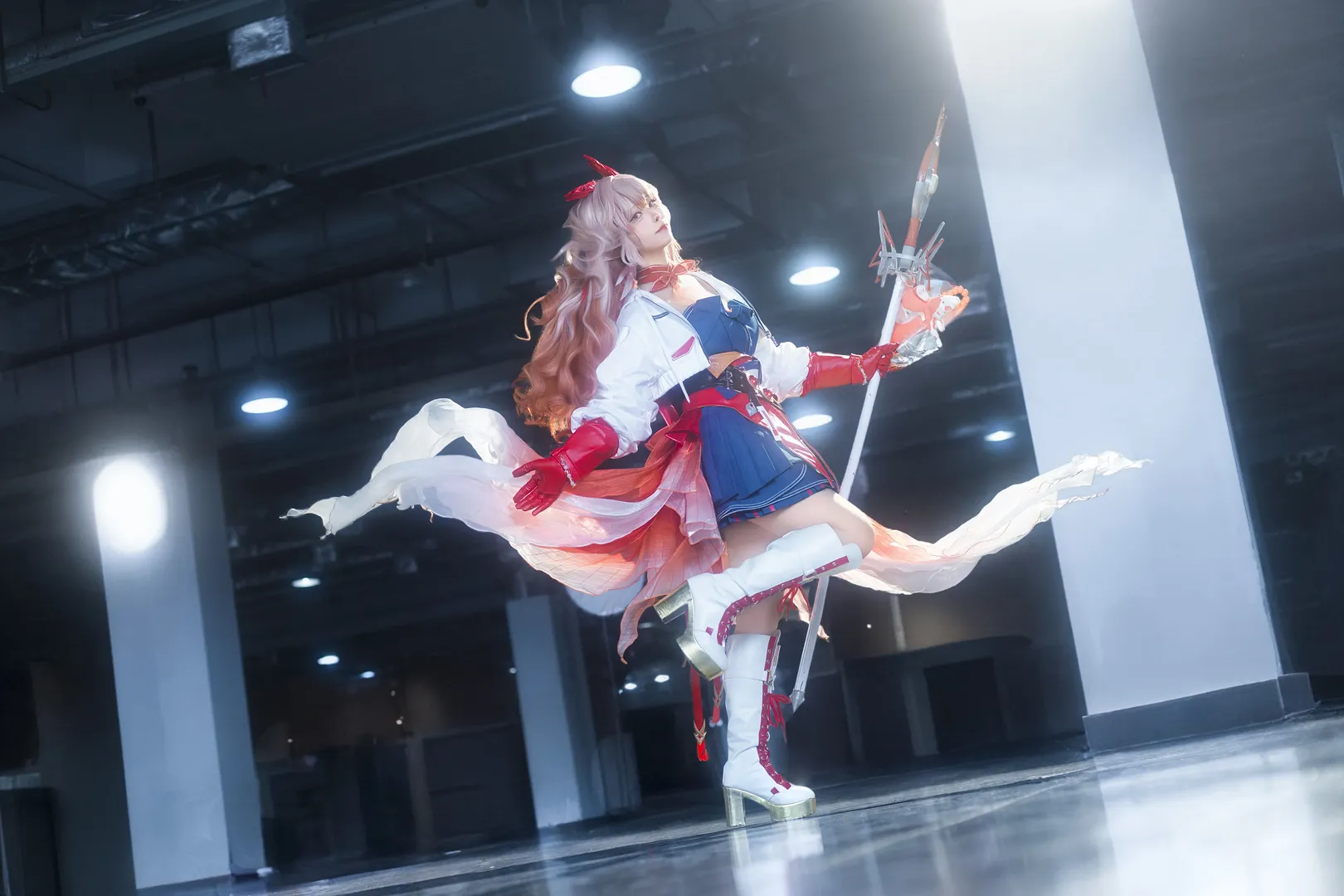 【萌萌香cos】明日方舟里的工业风场照，轻盈动感的二次元演绎 - 第 2 张