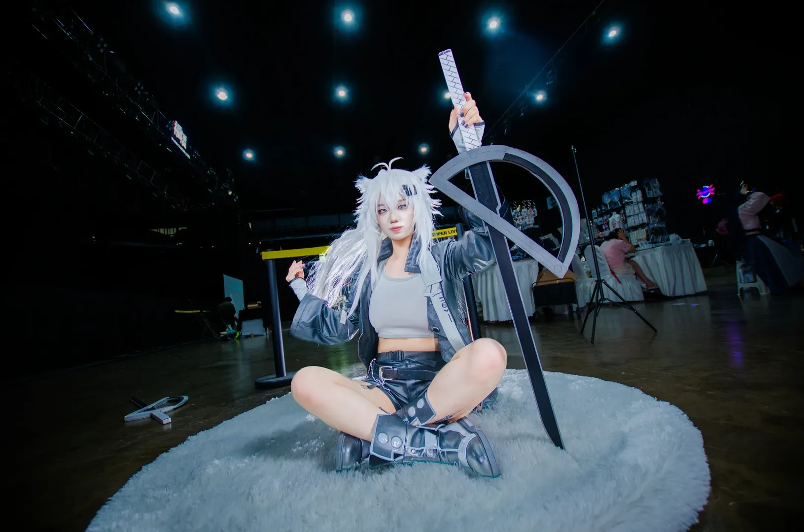 【史尔特尔cos】明日方舟漫展出勤，红黑白与夏日的碰撞 - 第 8 张