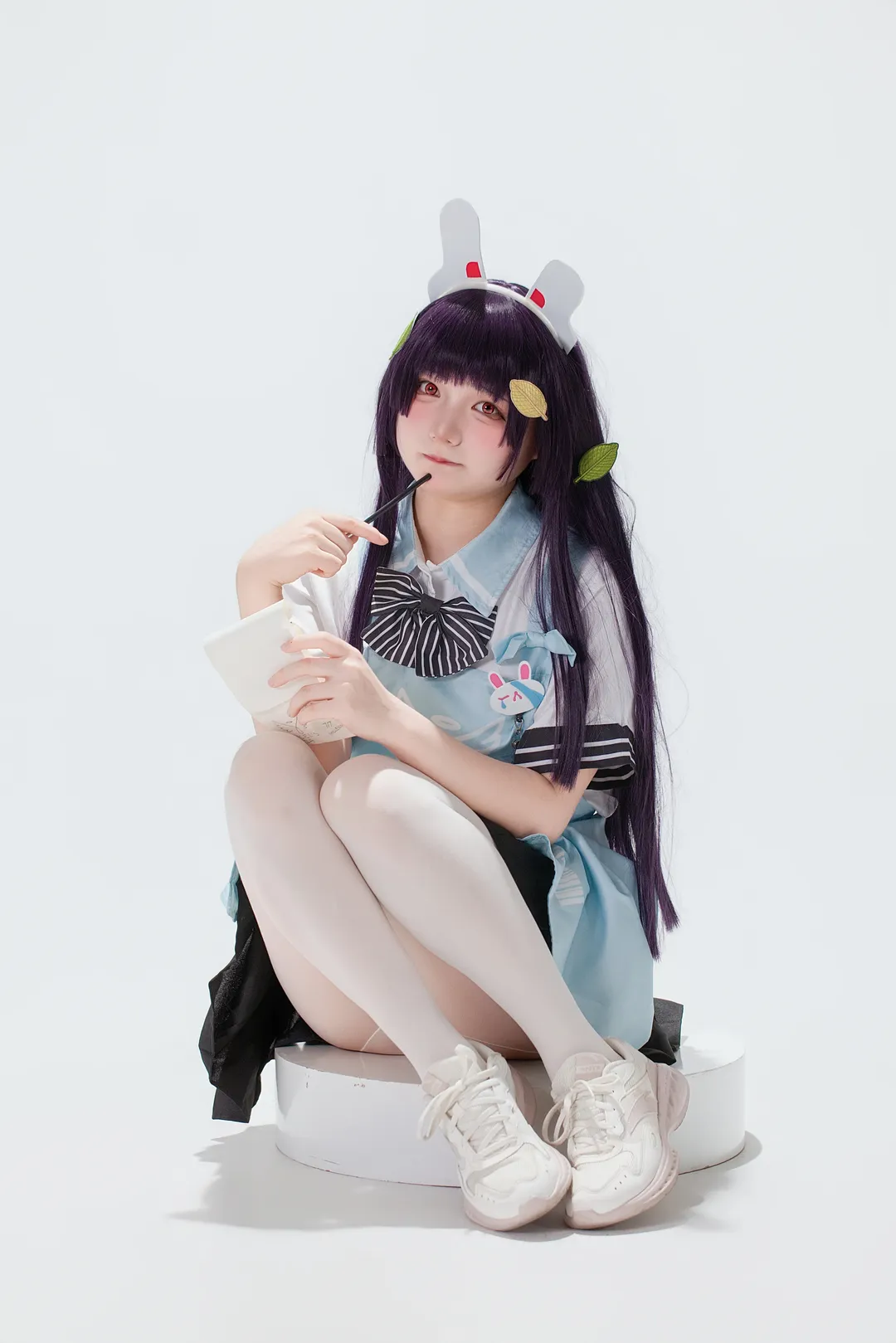 【霞泽美游cos】蔚蓝档案兔子小队白丝棚拍正片 - 第 4 张