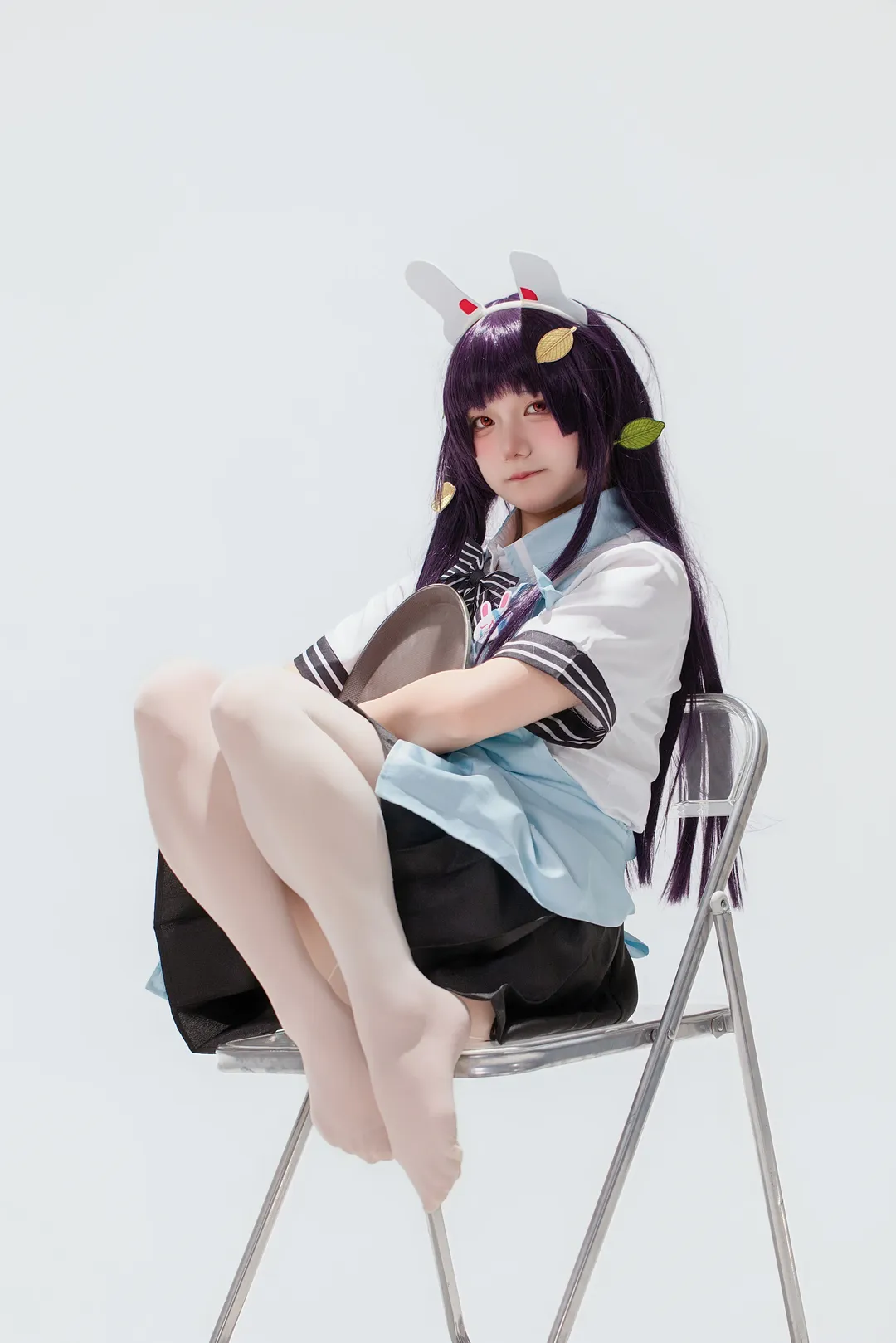 【霞泽美游cos】蔚蓝档案兔子小队白丝棚拍正片 - 第 5 张