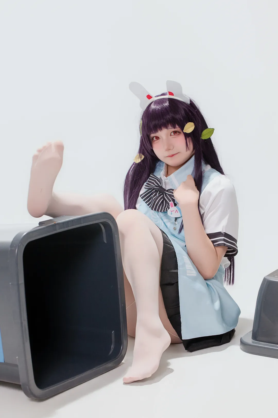 【霞泽美游cos】蔚蓝档案纯白背景下的分享 - 第 1 张