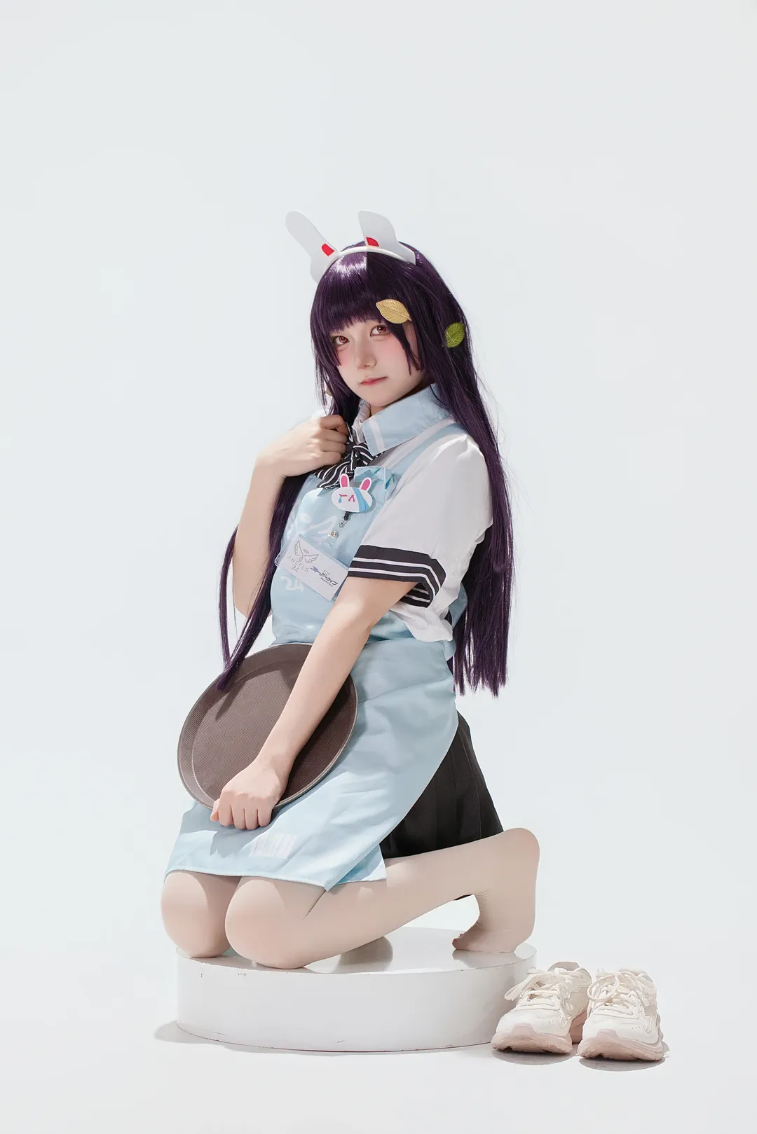 【霞泽美游cos】蔚蓝档案纯白背景下的分享 - 第 3 张