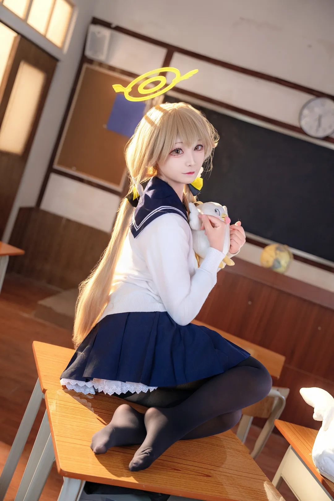 【阿慈穀日富美cos】蔚藍檔案裡的午後校園時光 - 第 1 張