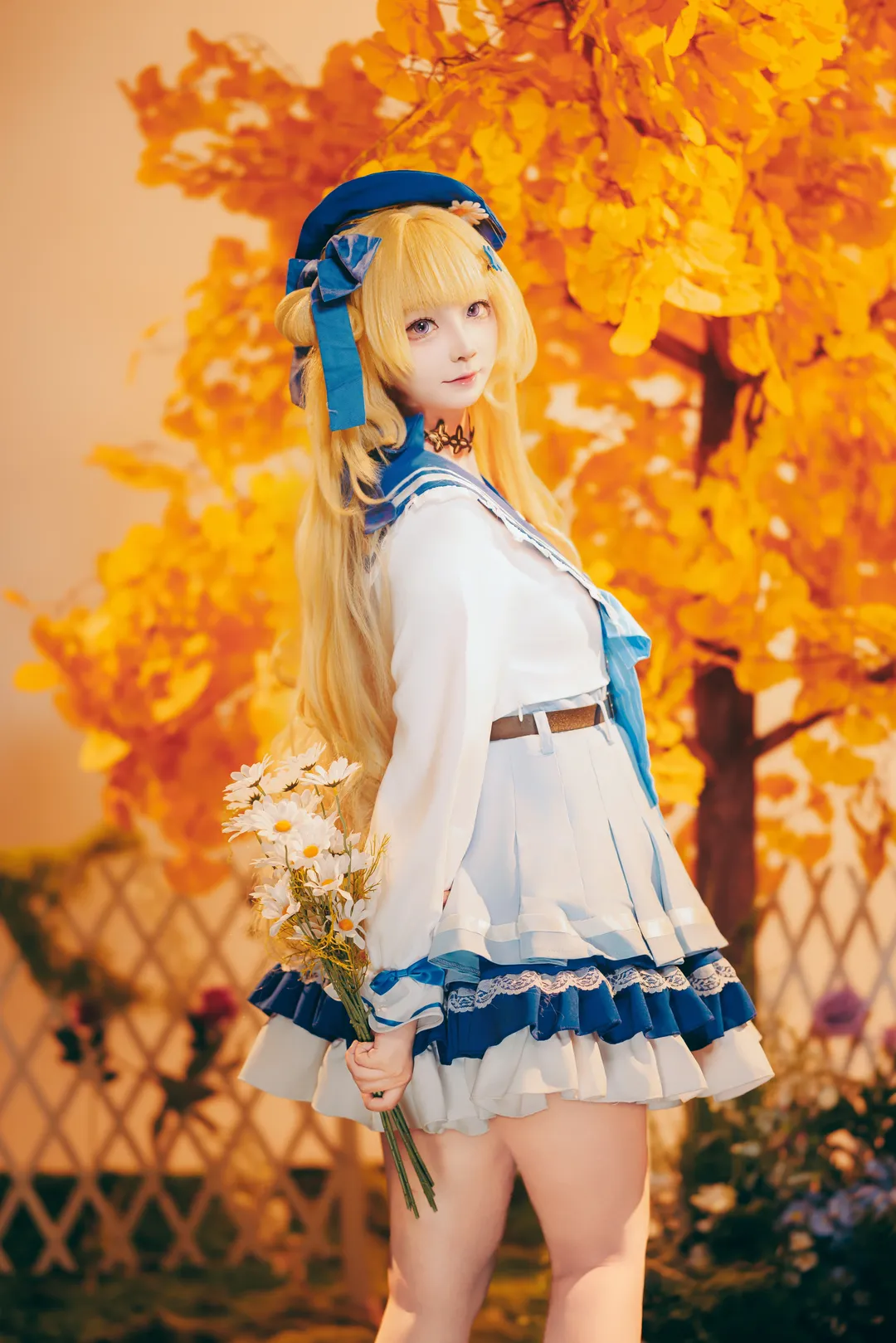 [Phoebe Cosplay] Wuthering Waves: Gentle Echoes of Autumn Daisies and the Bluebird - Image 2