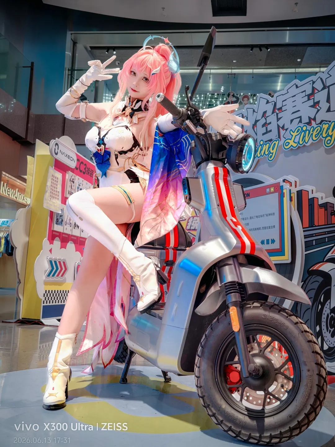 【爱弥斯cos】周末与霓星CC3换装车展的机车少女 - 第 4 张