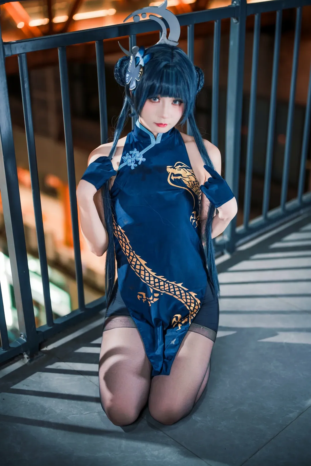 【妃咲cos】碧蓝档案夜色下的旗袍与天台