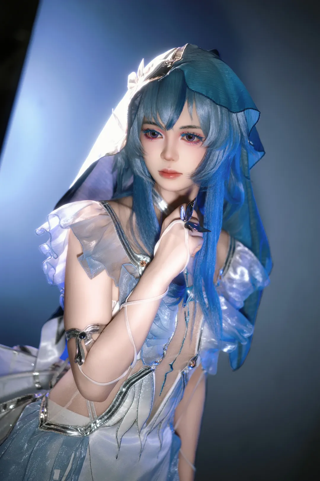 【守岸人cos】鳴潮裡的那一抹冰藍，跨次元的清冷質感 - 第 6 張