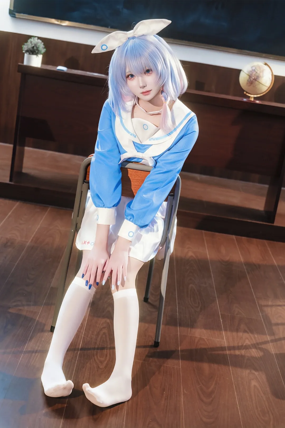 [Arona cosplay] Recess Moments in a Blue and White JK uniform