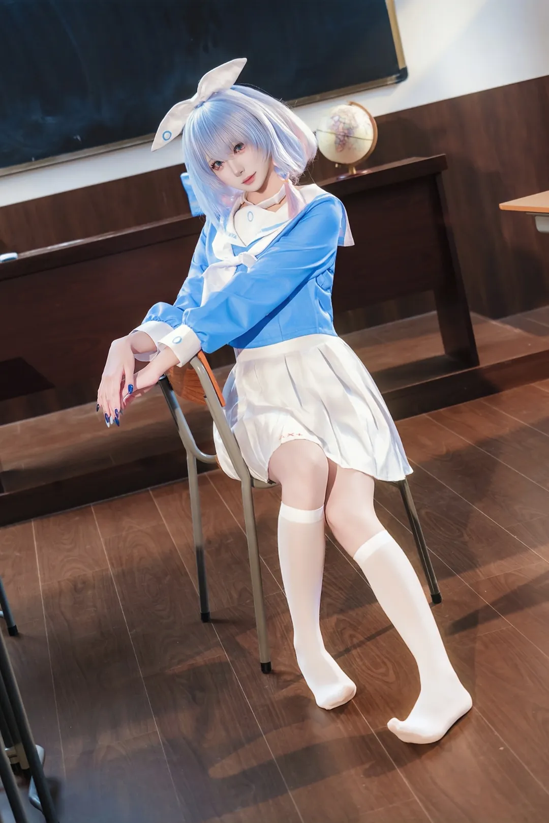 [Arona cosplay] Recess Moments in a Blue and White JK uniform - Image 3