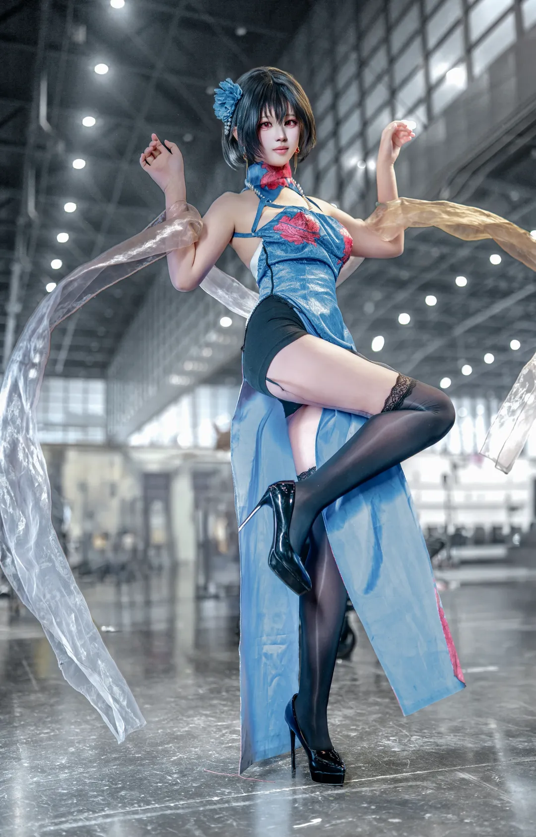 【建武cos】碧蓝航线，御姐风范与黑丝高跟的张力瞬间 - 第 4 张