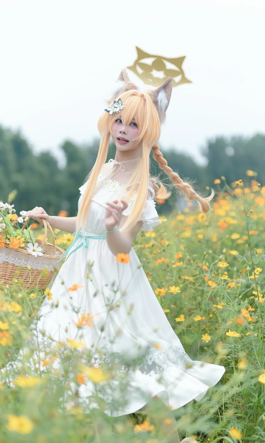 【伊落玛丽cos】花海里的兽耳女友