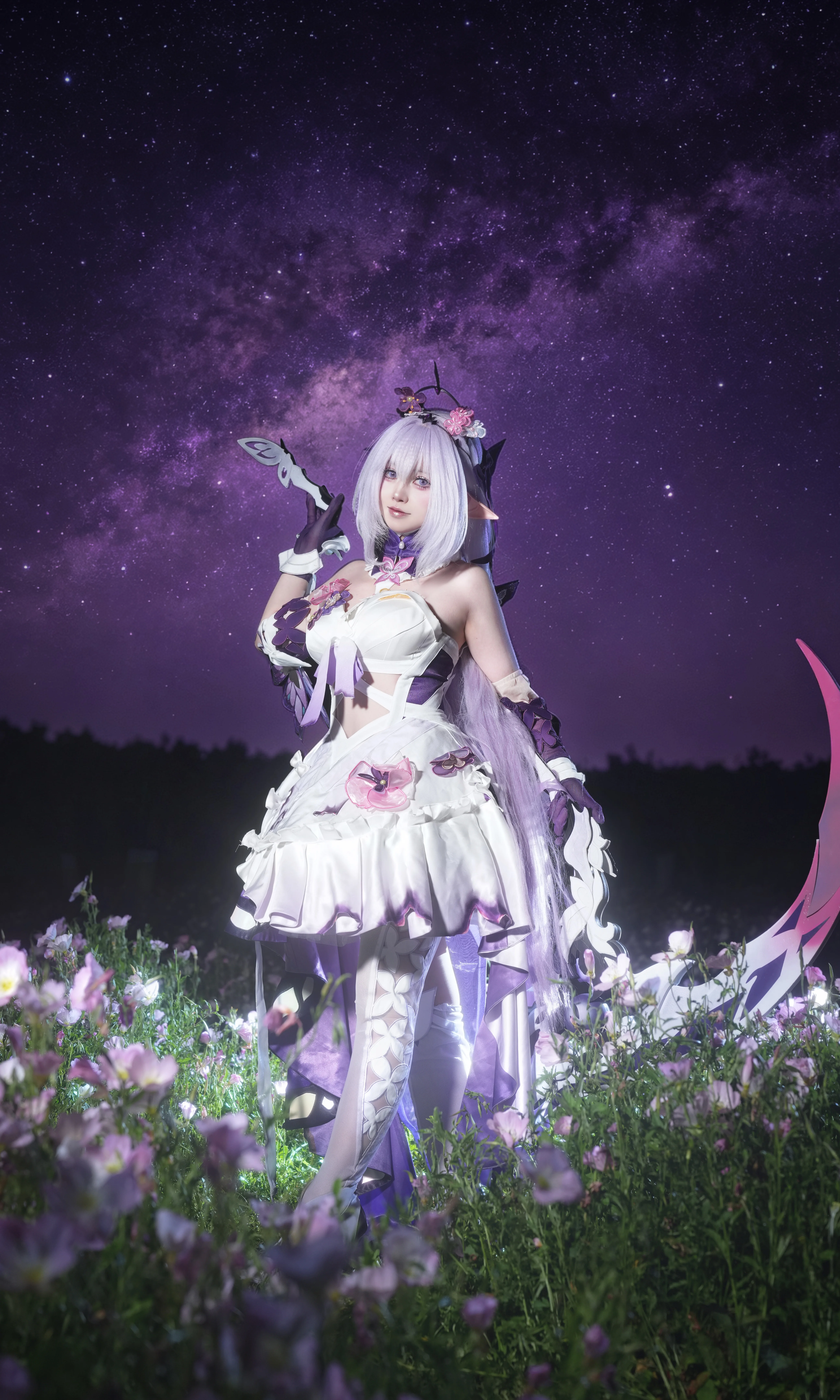 【遐蝶cos】在崩坏星穹铁道里拍到了最美的星空花海 - 第 1 张