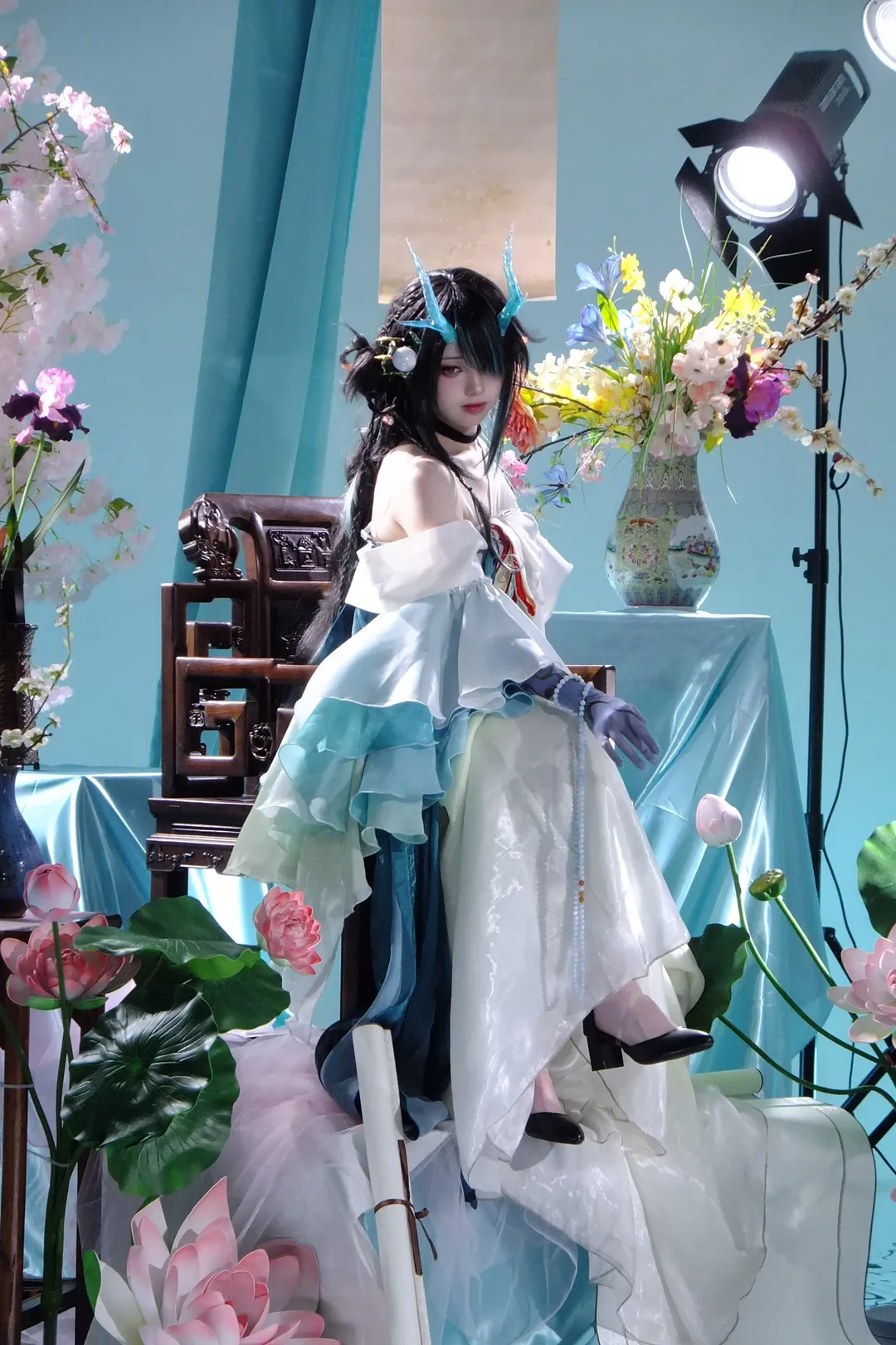 【シーコスプレ】『アークナイツ』青玉硯、ただ静かにあなたを見つめて - 2 枚目