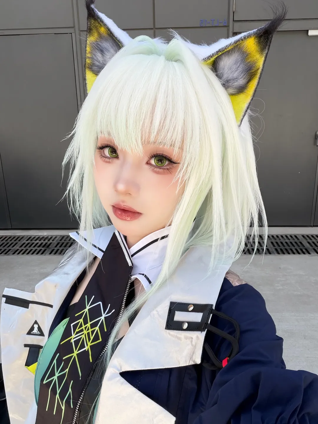 [Kal'tsit cosplay] Arknights: The Scientific Leader Returns at CP32 Anime Convention - Image 1