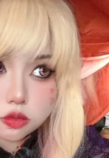 ハロウィン風エルフ魔女メイク、自作スタイリングの楽しさ - 1 枚目