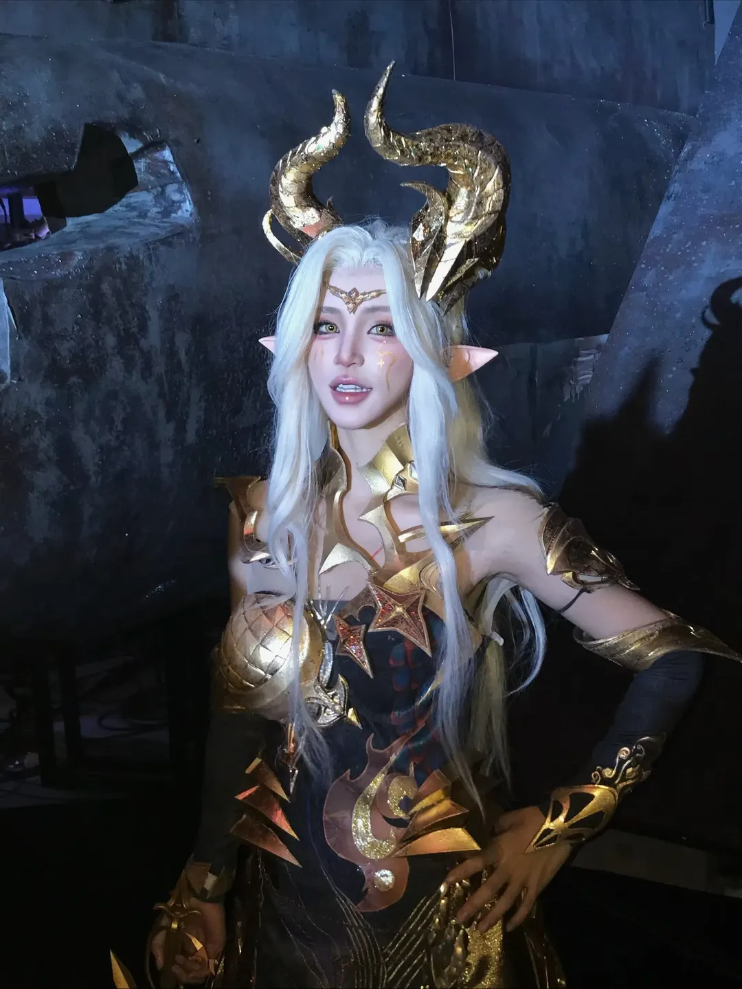 [Daenerys Targaryen Cosplay] Full Log of Game For Peace 7th Anniversary Official Makeup Artist Styling - Image 2
