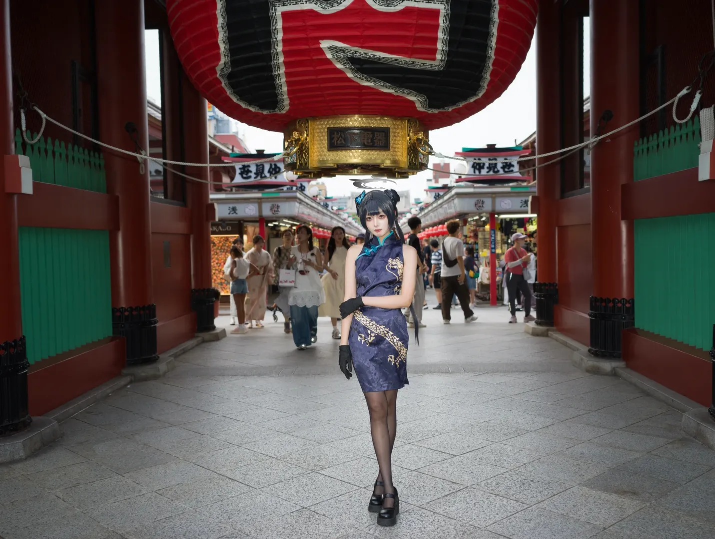 【妃咲cos】浅草寺红墙下的蔚蓝档案同人摄影