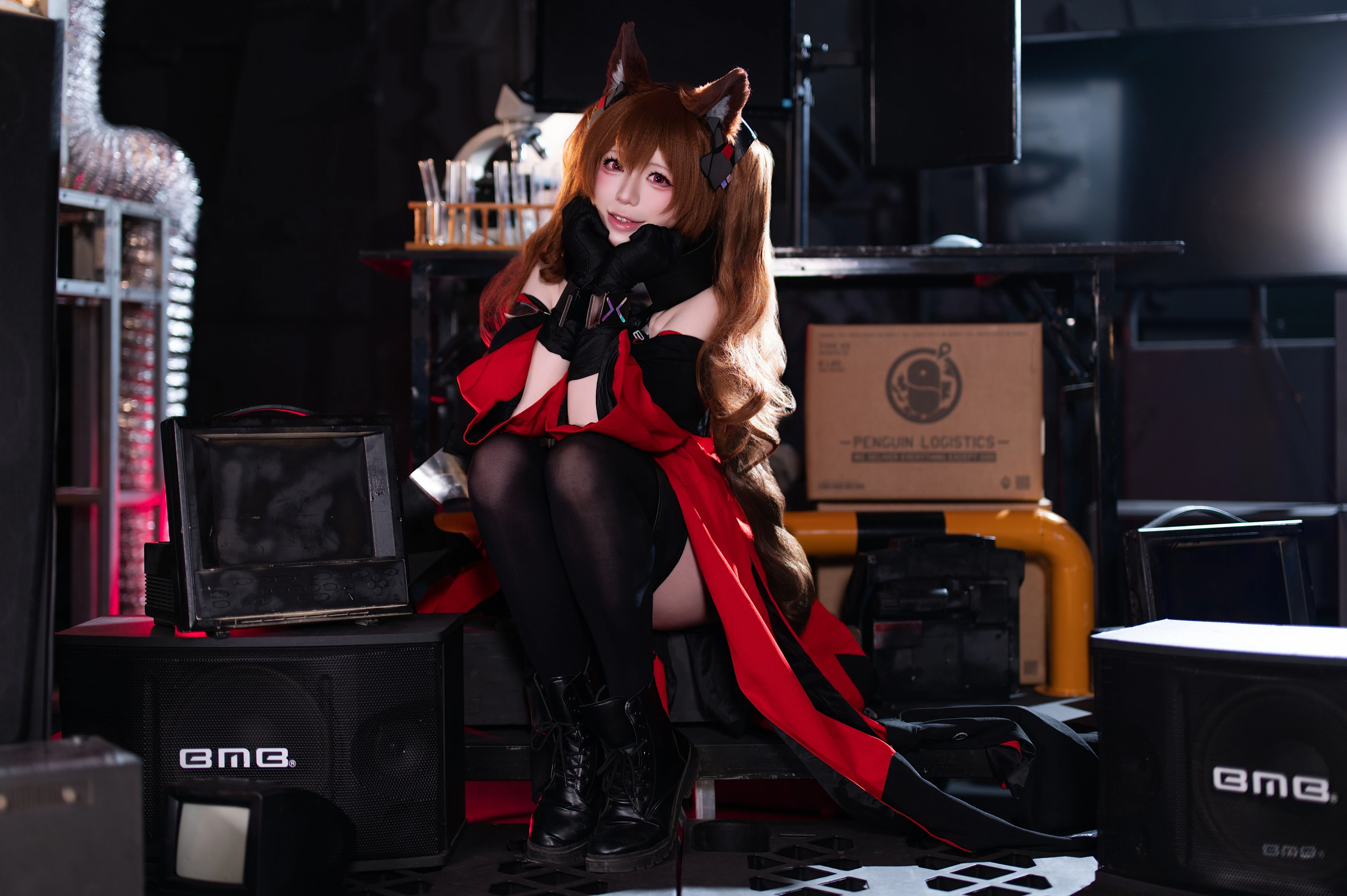 【ギルベルタコスプレ】『アークナイツ：エンドフィールド』の工業地帯でクールな撮影を完遂 - 1 枚目