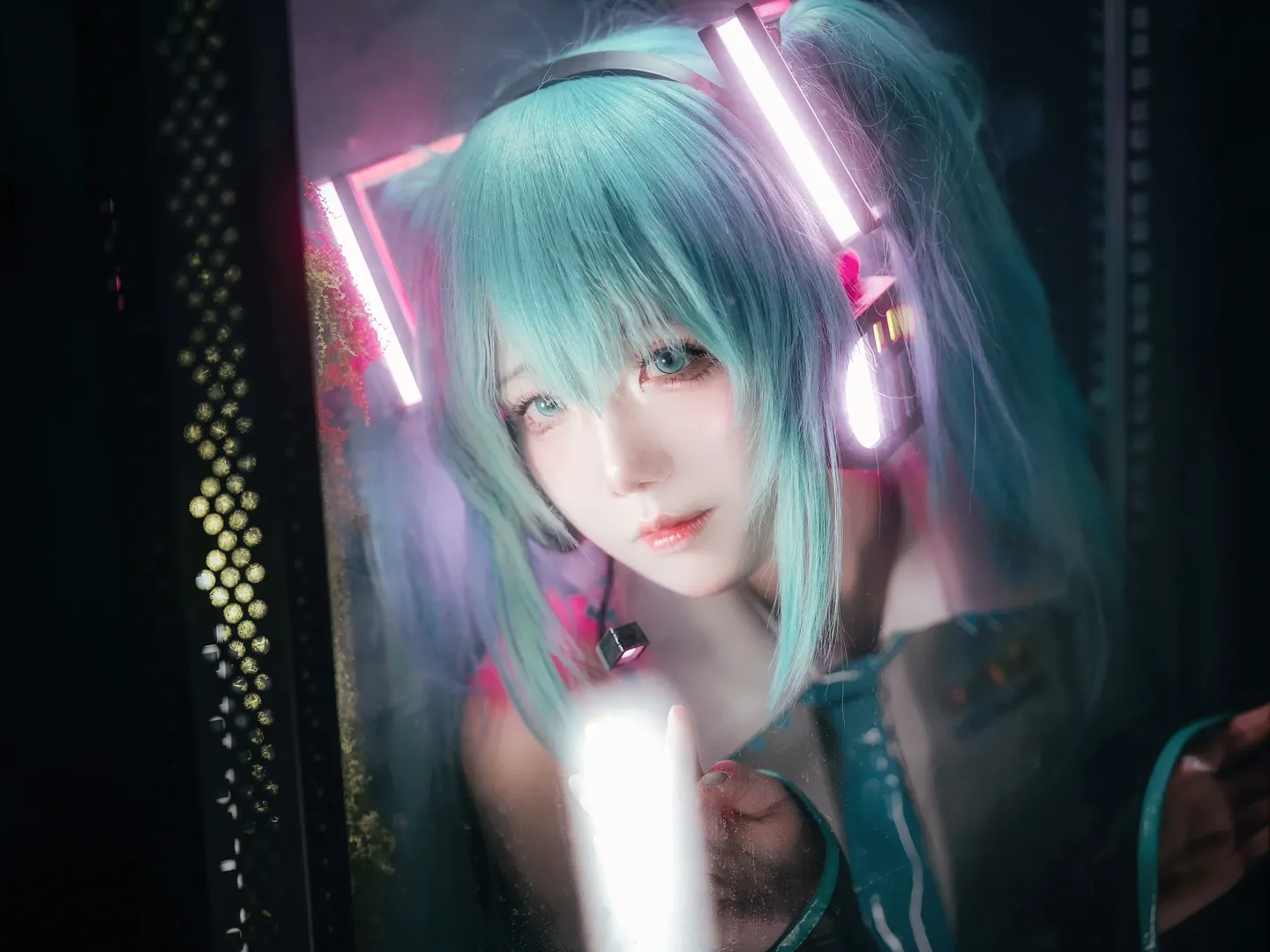【初音未来cos】在复古机房重拍初始之音 - 第 7 张