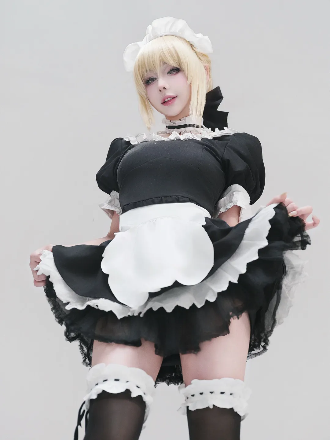 【Sabercos】Fate型月里拿着拖把拒人千里的女仆 - 第 1 张