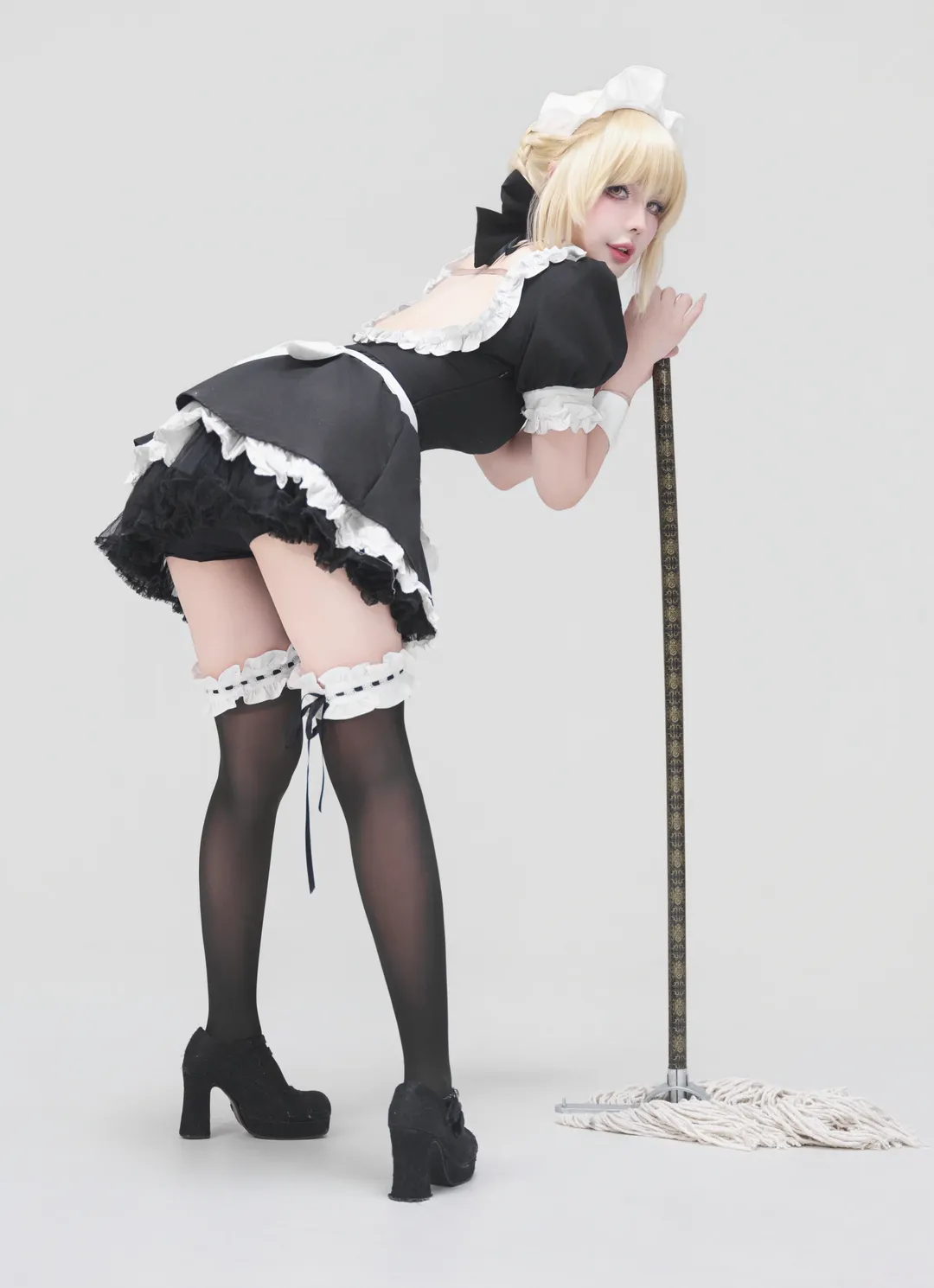 【Sabercos】Fate型月里拿着拖把拒人千里的女仆