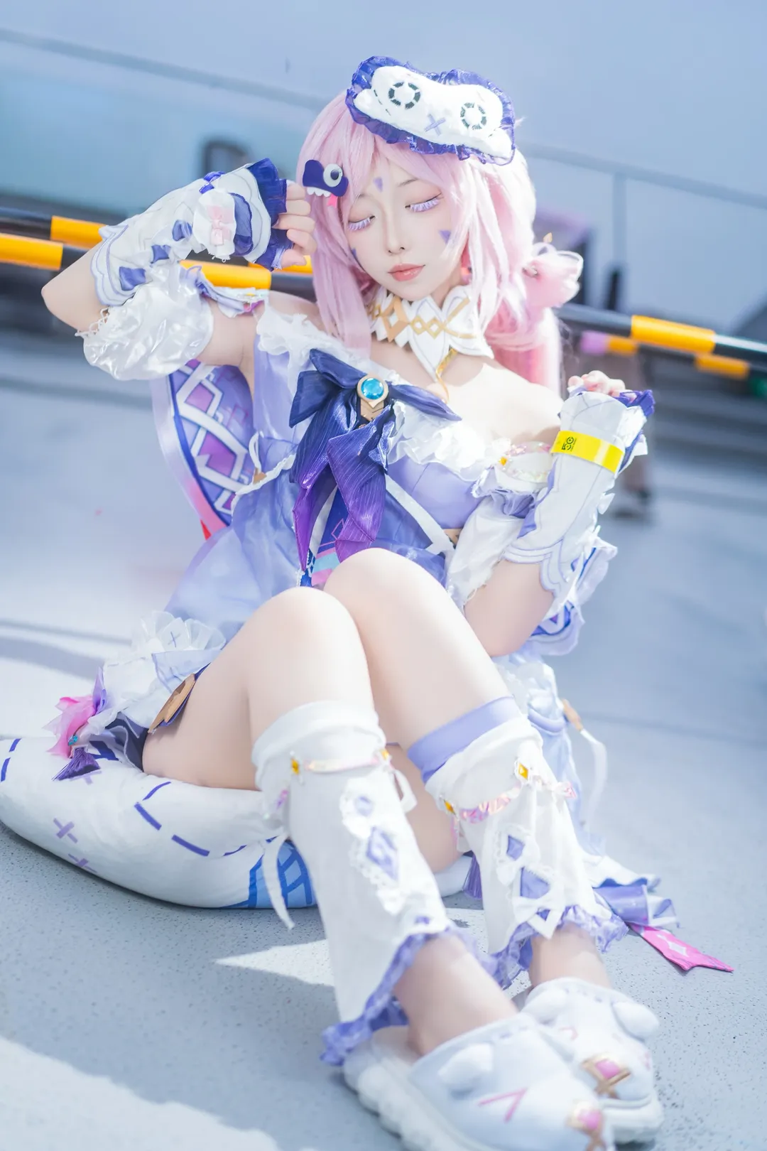 【茜特菈莉cos】原神中的慵懒少女，场照返图分享