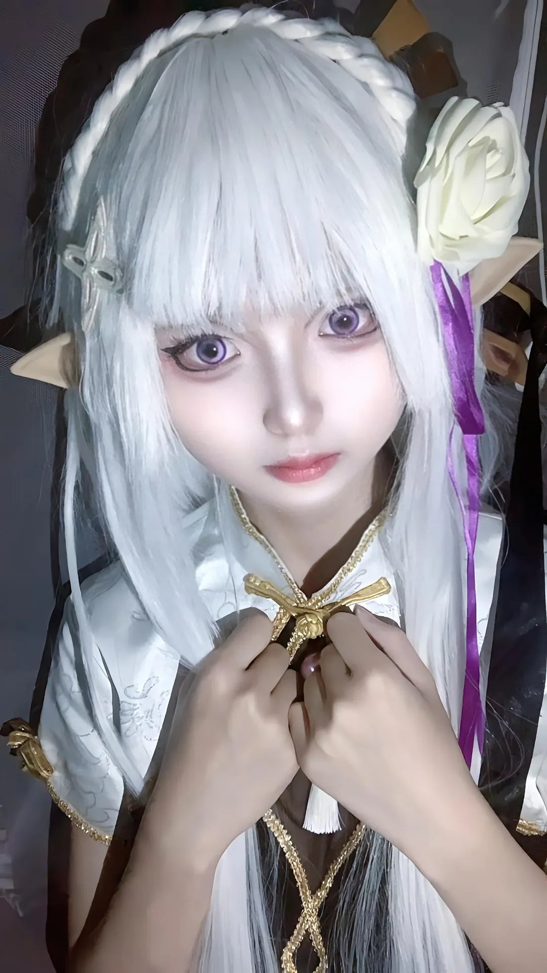 【艾米莉亞cos】紫瞳銀髮，精靈耳下的少女本色 - 第 2 張