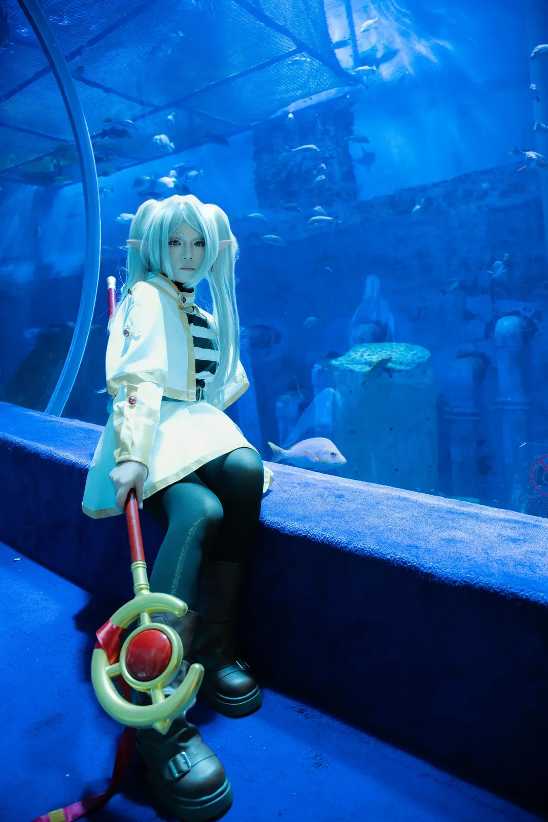 【フリーレン コスプレ】正佳広場海洋世界のエルフ魔法使 - 1 枚目