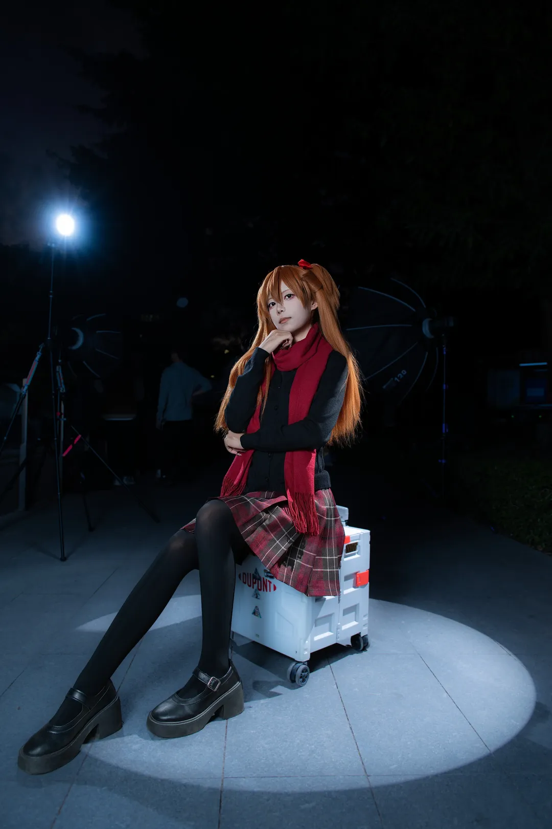 【明日香cos】夜访动漫星城拍红围巾 - 第 12 张