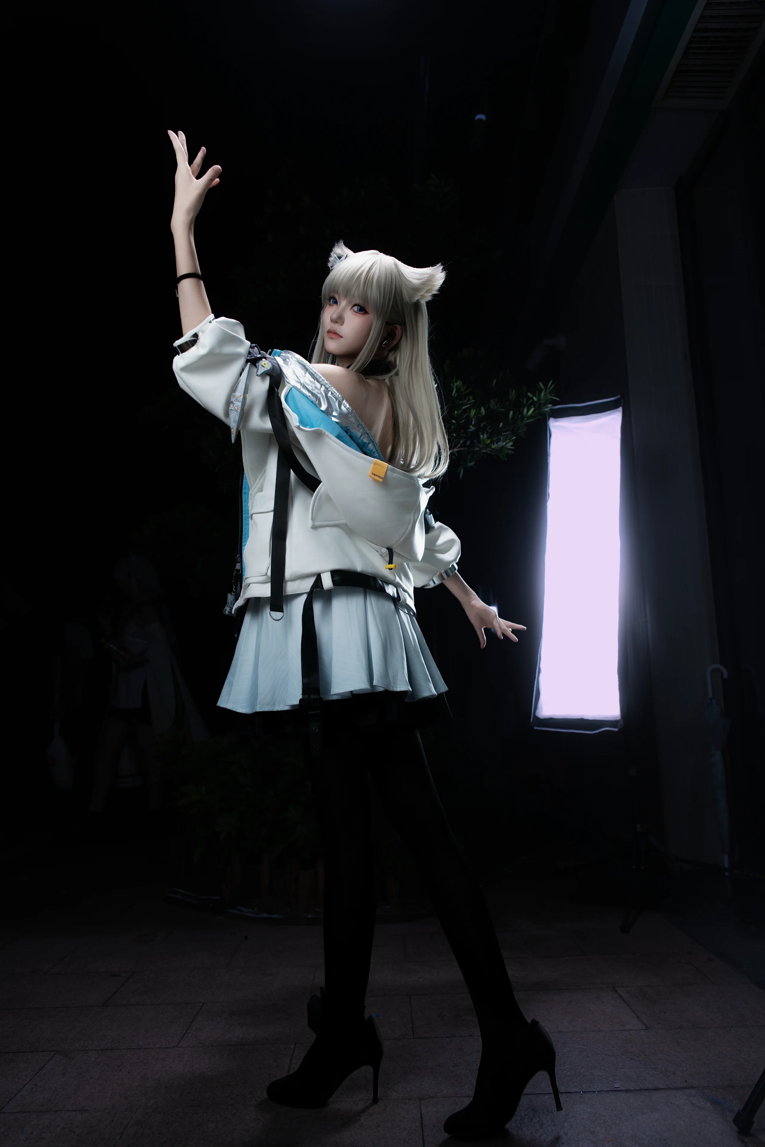 【佩丽卡cos】终末地，深夜场外的机能风漫步 - 第 3 张