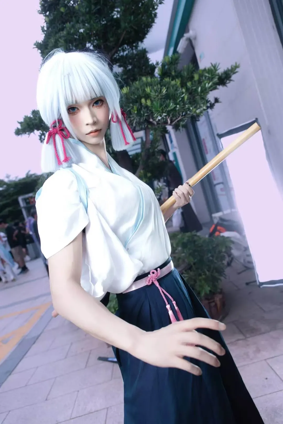 【神里绫华cos】持剑立于广州萤火虫漫展的盛夏