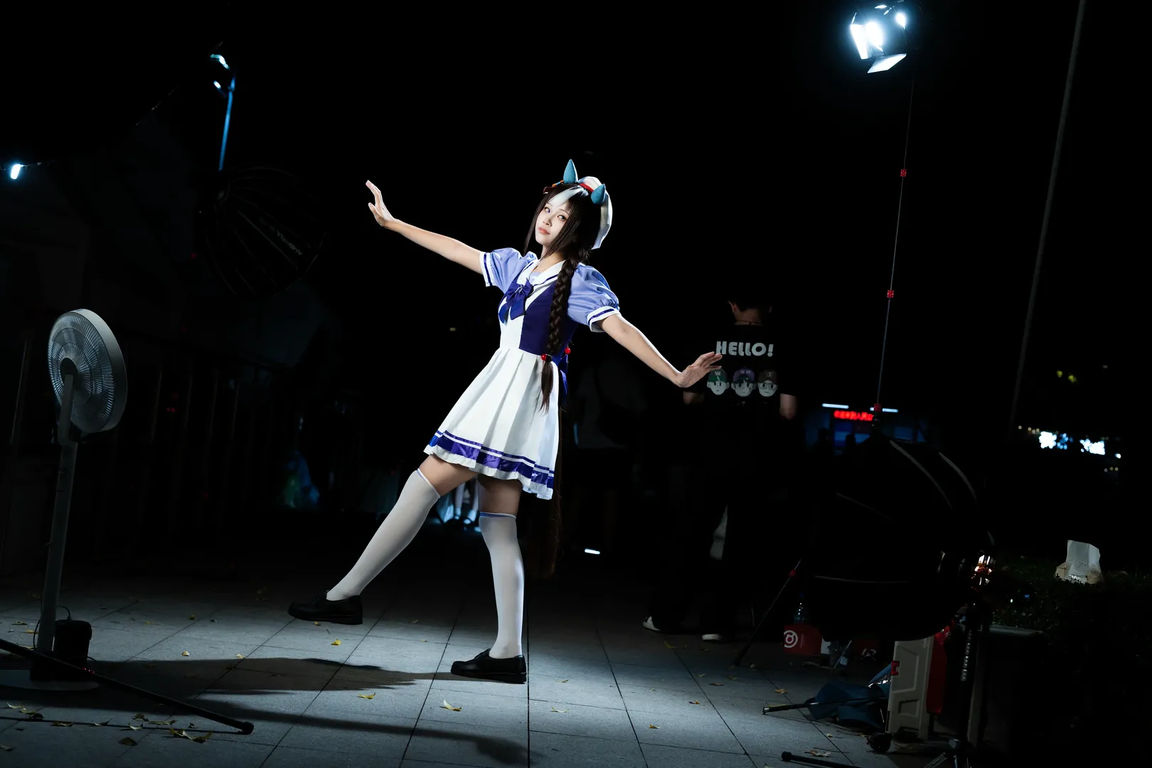【北港火山コスプレ】ウマ娘 プリティーダービーの実力派な圧迫感、夜景に定着させた極限の緊張感 - 6 枚目