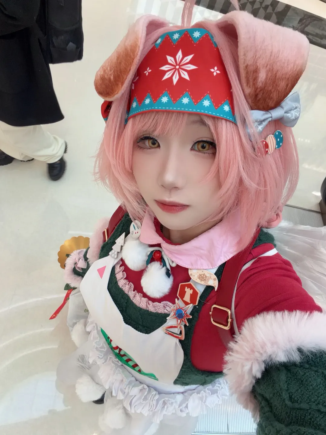 【澄闪cos】明日方舟冬日雪景造型大头照记录 - 第 1 张