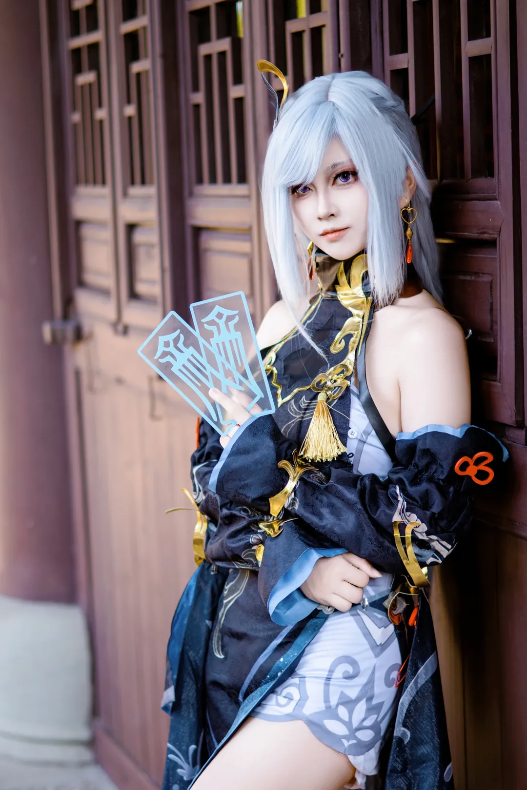 【申鹤cos】在光影中解锁原神角色的清冷与柔和 - 第 4 张