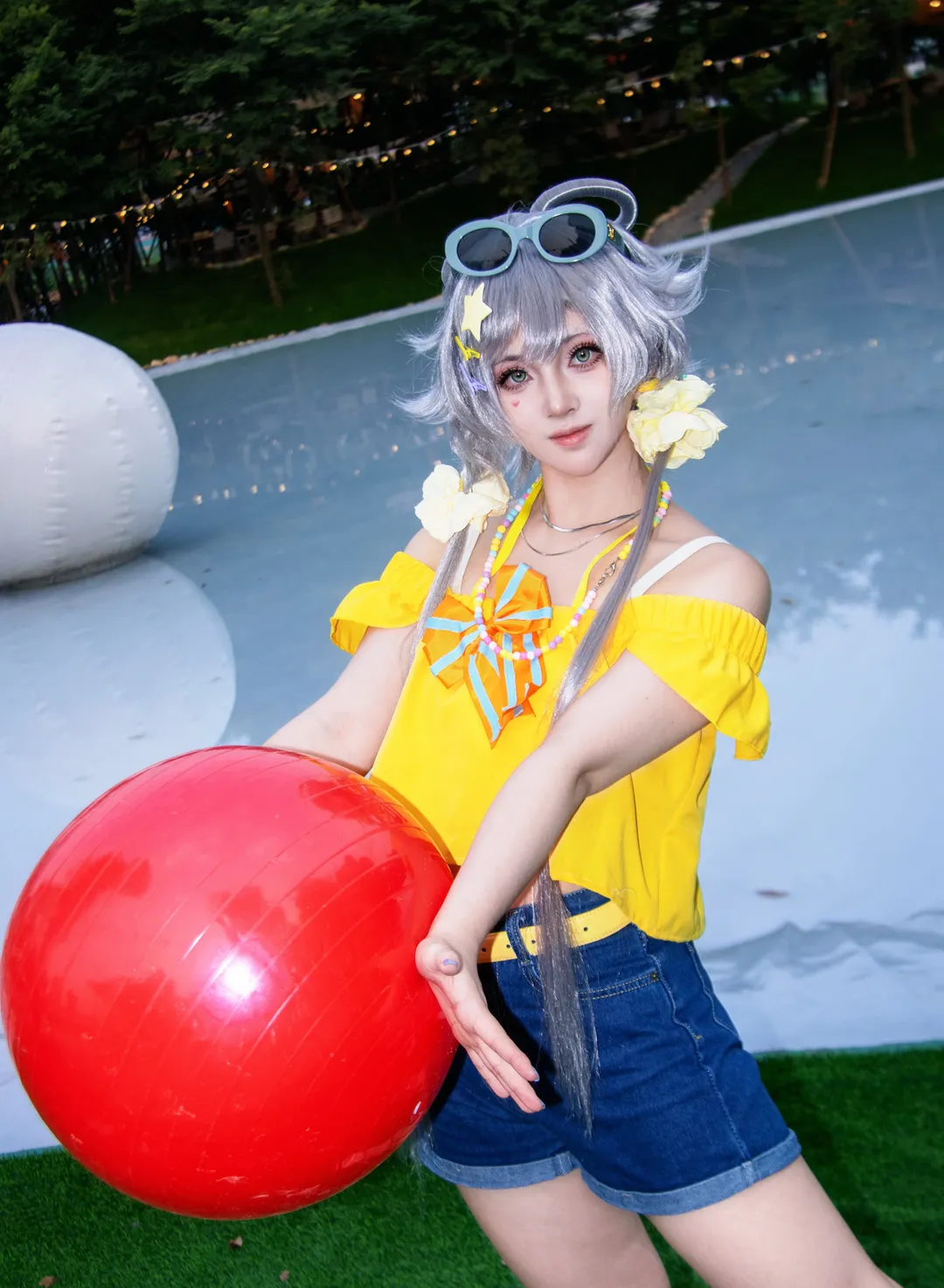 【洛天依 コスプレ】夏の爽やかスタイル、元気いっぱいの水辺アウトドア撮影 - 2 枚目