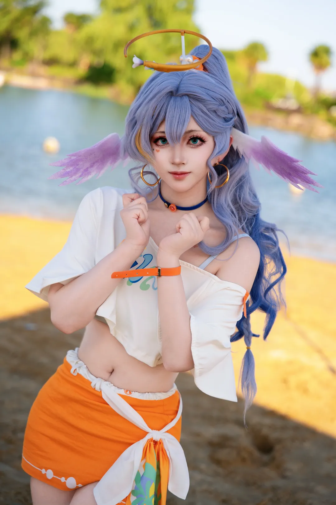 【知更鸟cos】海边漫步，崩坏：星穹铁道的夏日随拍 - 第 1 张