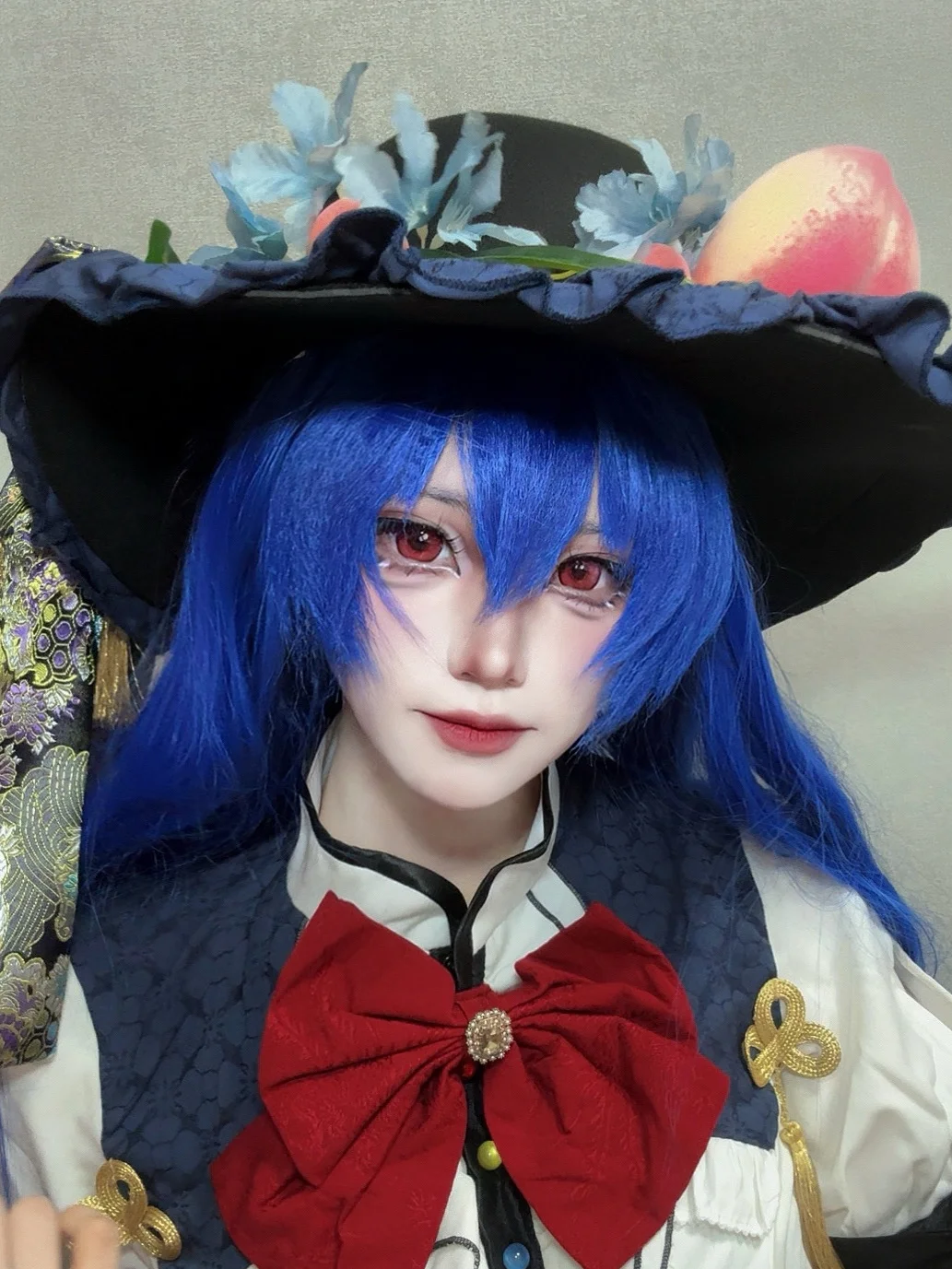 [Tenshi Hinanawi cosplay] Touhou Project: An Effortless Interpretation of Gensokyo's Celestial - Image 2