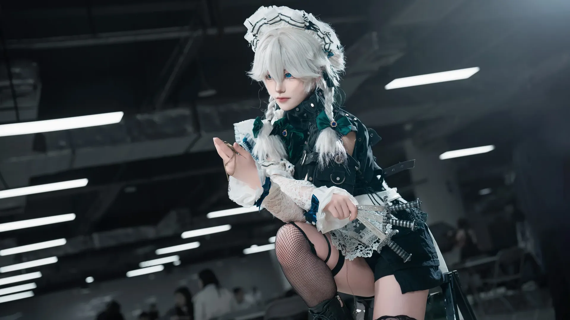 【十六夜咲夜 コスプレ】東方Projectのエレガンスと凛々しさ - 2 枚目