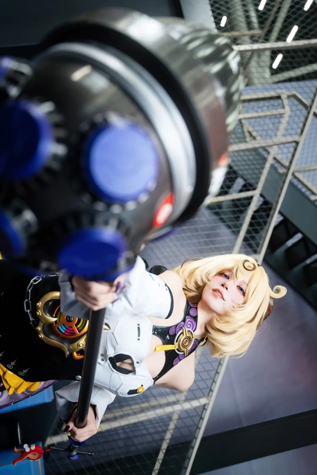 [Yidhari cosplay] Zenless Zone Zero Fes: Mama Six's Authoritative Aura Maxed Out - Image 2